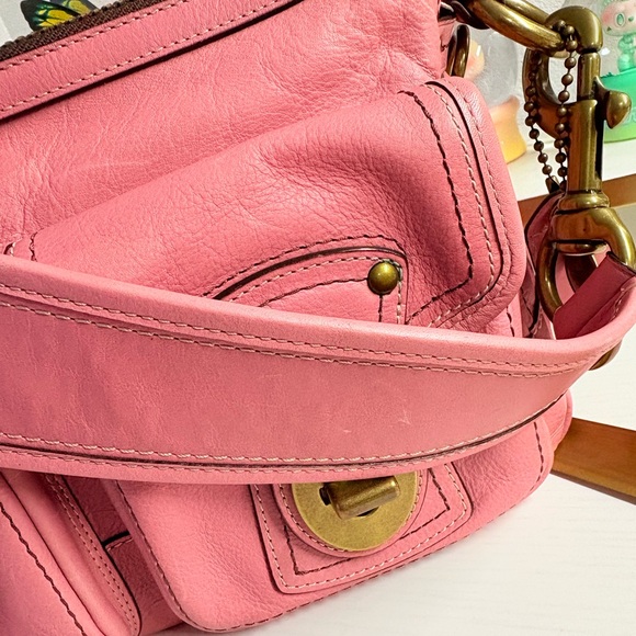 Pink Coach Double Turn lock Legacy - Picture 2 of 15